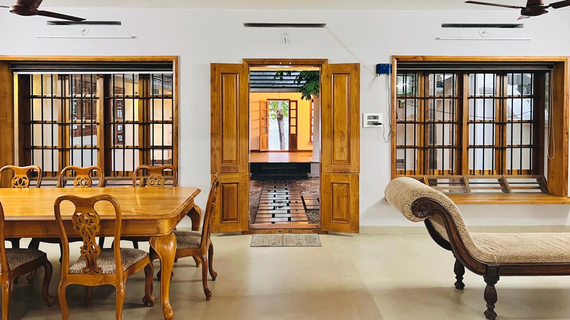 Waterfront By Palmyra Apartment Kollam Exterior photo